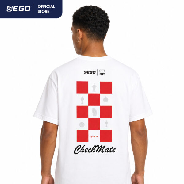 Second image of TS022 เสื้อยืดโอเวอร์ไซส์ "CHECKMATE" สีขาวผ่อง